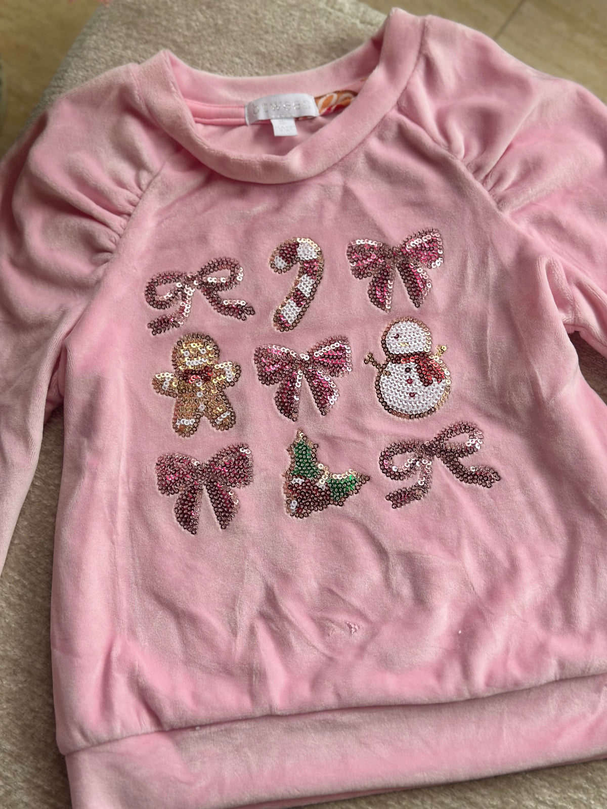 Btween Velvet Pajama Set - Pink Christmas