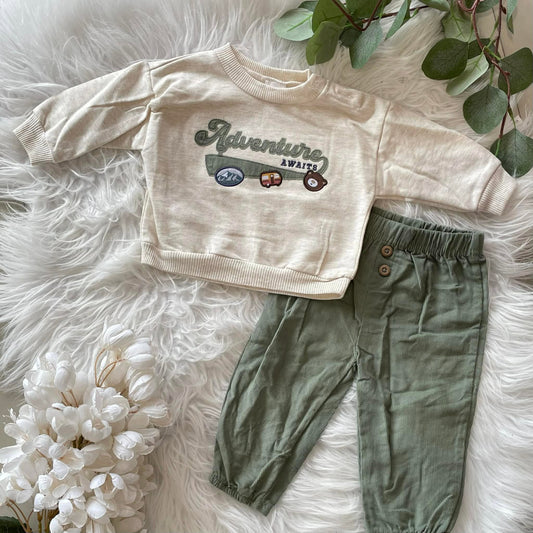 Adventure Sweatshirt with Pants