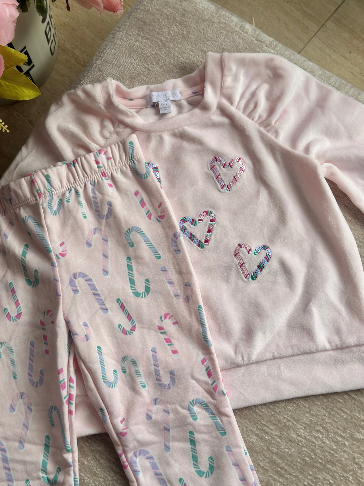 Btween Velvet Pajama Set - Hearts