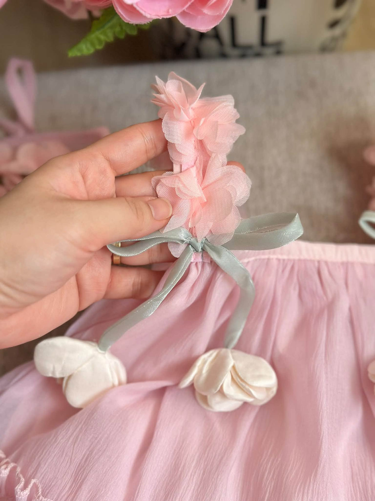 Dainty Dress in Pink