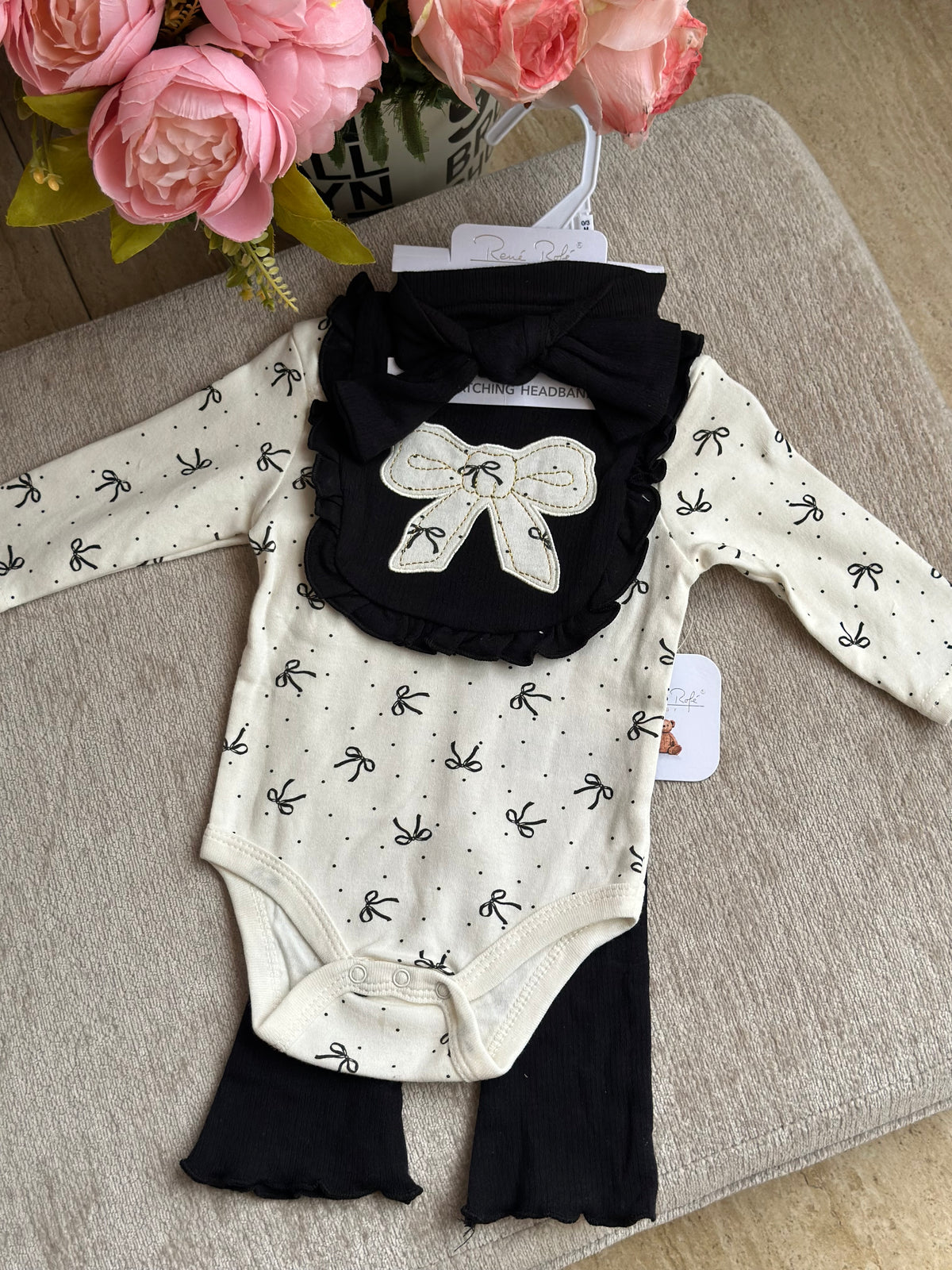 4pcs Onesies Set “Ribbon”