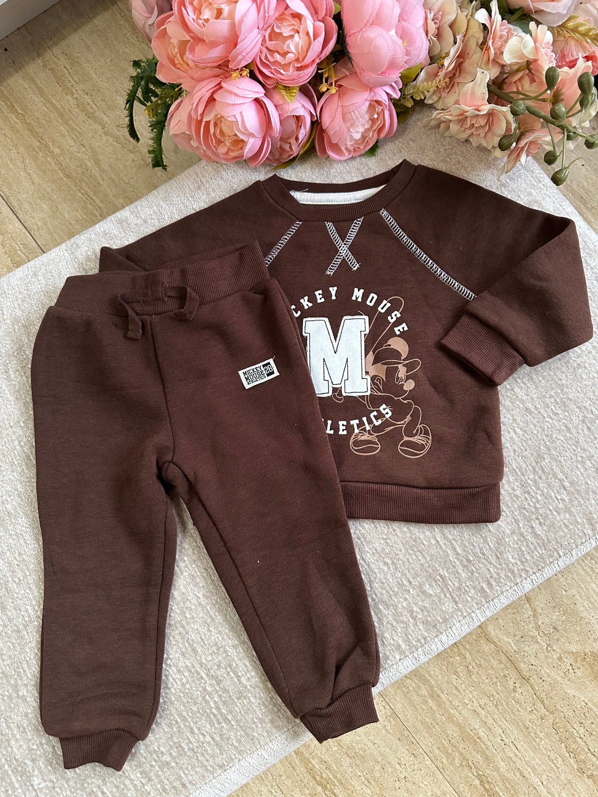 Mickey Brown Pull Over